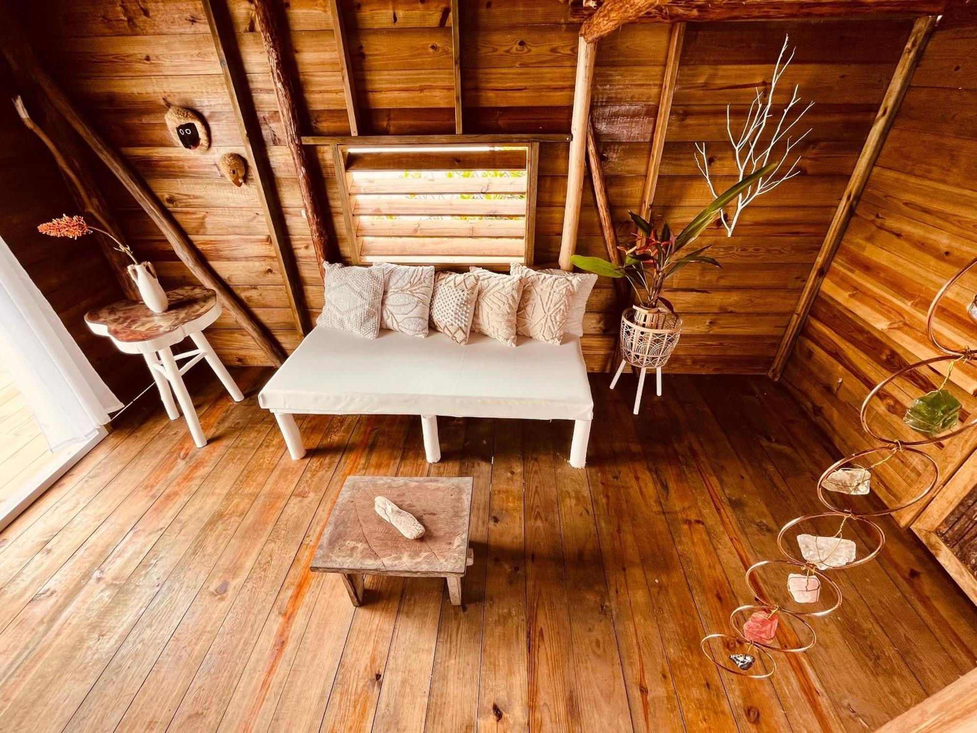 Urraca Monkey Island Eco Resort (Adults Only) Punta Laurel Exterior photo